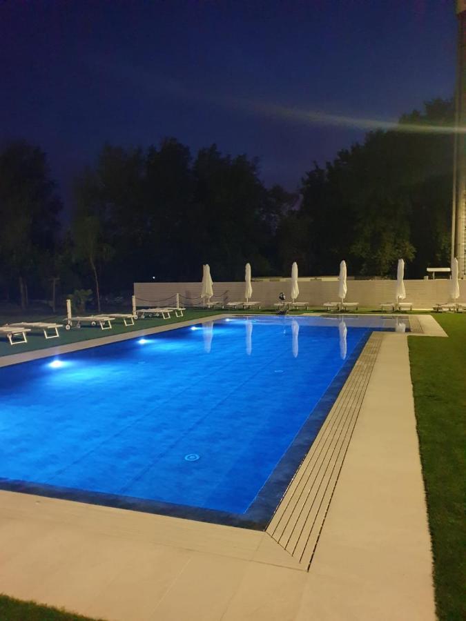 Marina Degli Estensi Floating Resort Llido Degli Estensi Kültér fotó