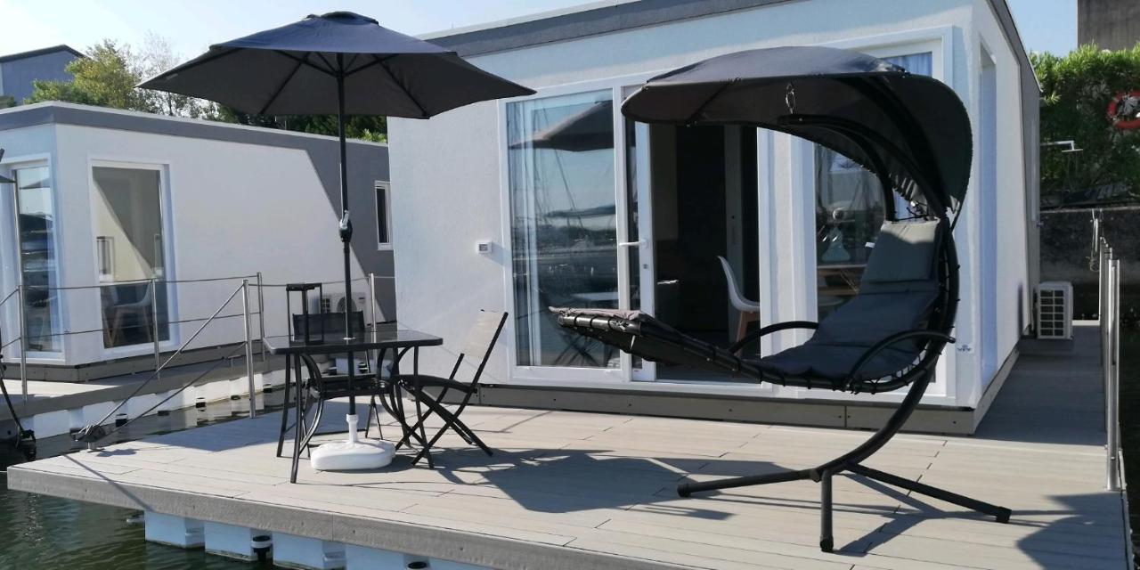 Marina Degli Estensi Floating Resort Llido Degli Estensi Kültér fotó