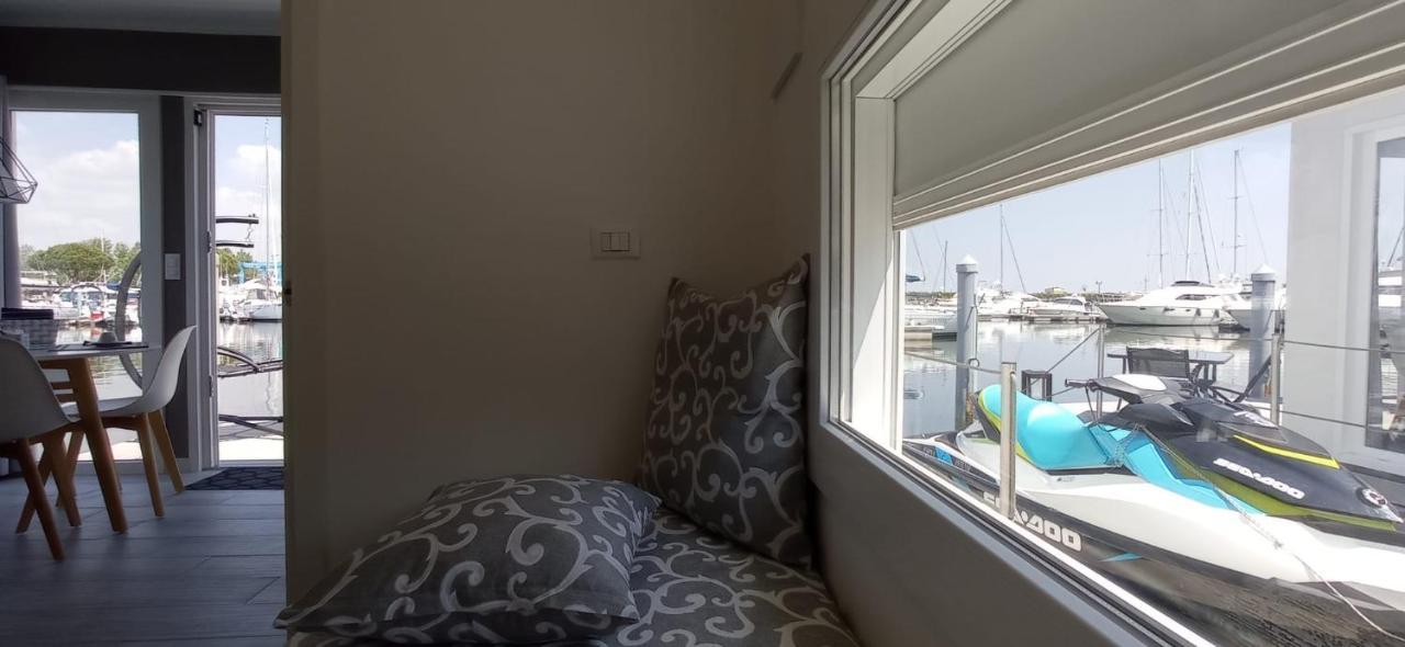 Marina Degli Estensi Floating Resort Llido Degli Estensi Kültér fotó